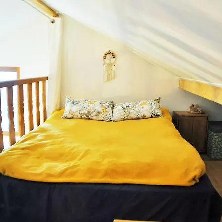 Cozy Mini House With Beautiful Views * Eygliers
