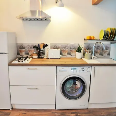 Cozy Mini House With Beautiful Views * Eygliers