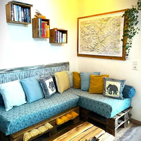 Cozy Mini House With Beautiful Views Apartment *